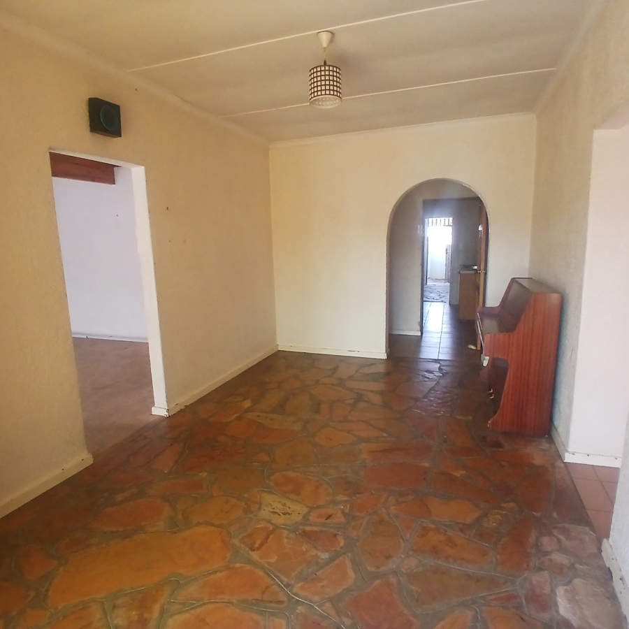4 Bedroom Property for Sale in Dunnottar Gauteng