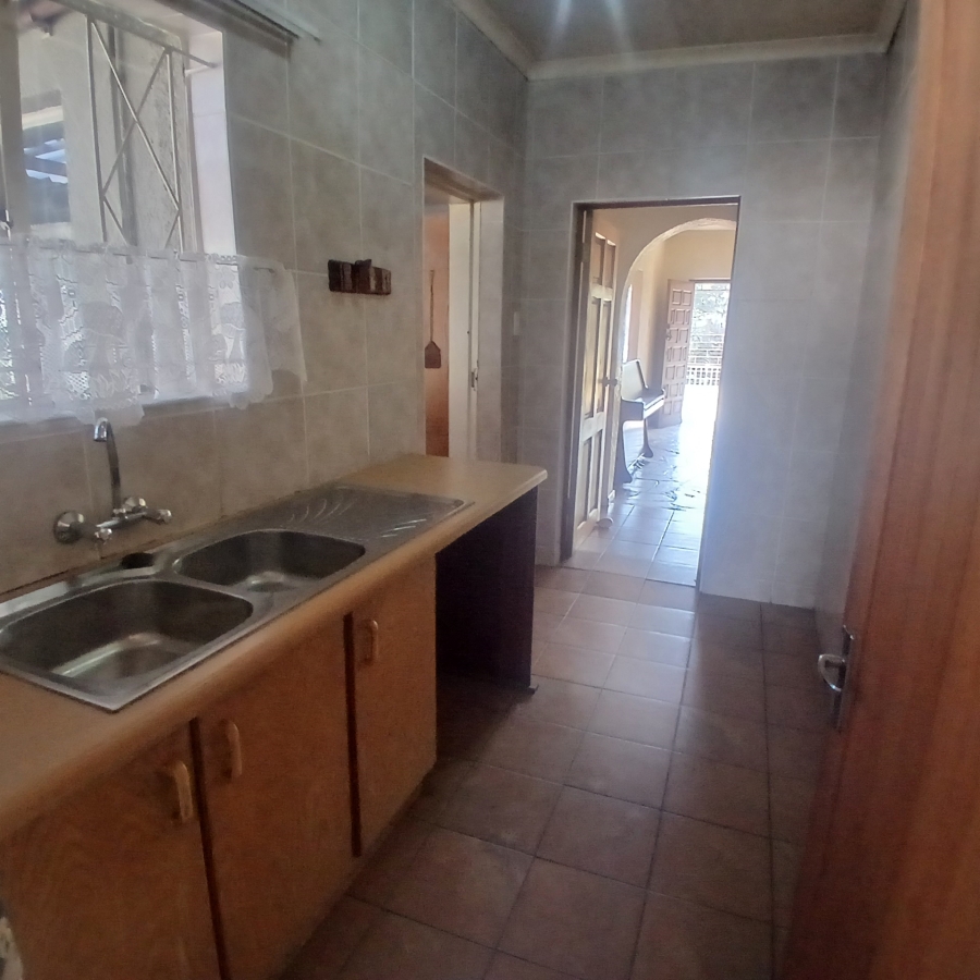 4 Bedroom Property for Sale in Dunnottar Gauteng