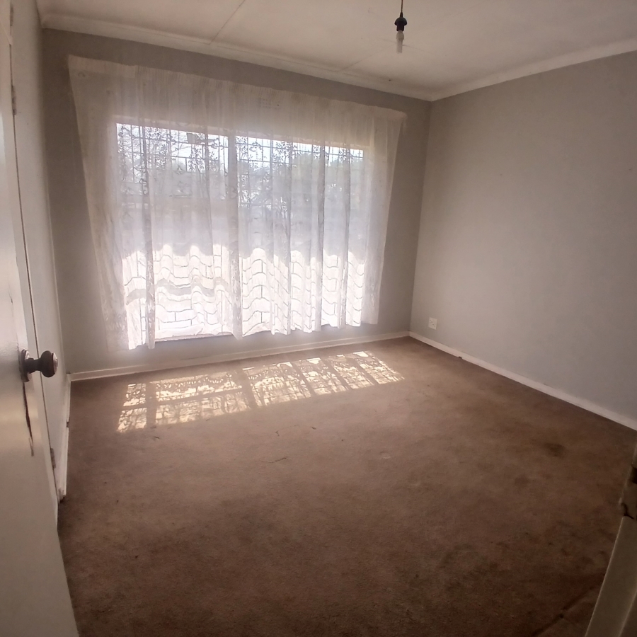 4 Bedroom Property for Sale in Dunnottar Gauteng