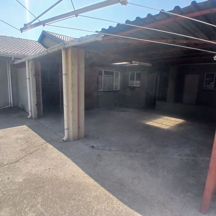 4 Bedroom Property for Sale in Dunnottar Gauteng