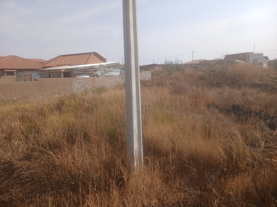 0 Bedroom Property for Sale in Mohlakeng Gauteng