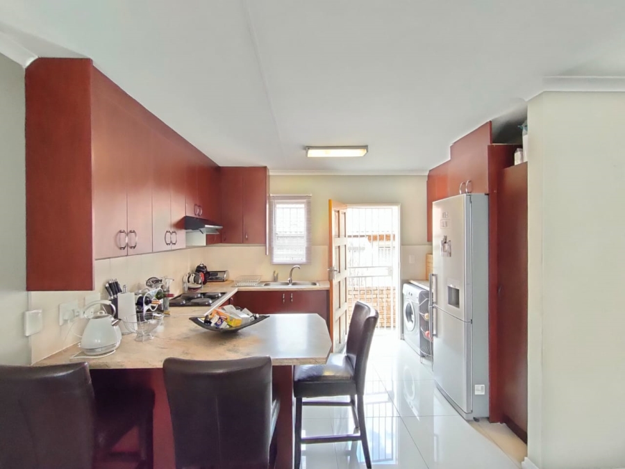 3 Bedroom Property for Sale in Kosmosdal Gauteng