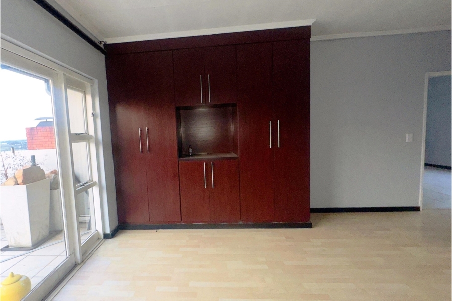 To Let 3 Bedroom Property for Rent in Bedfordview Gauteng