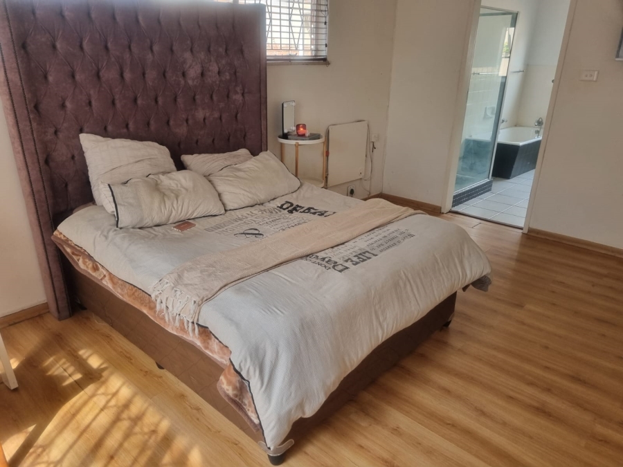 3 Bedroom Property for Sale in Greymont Gauteng