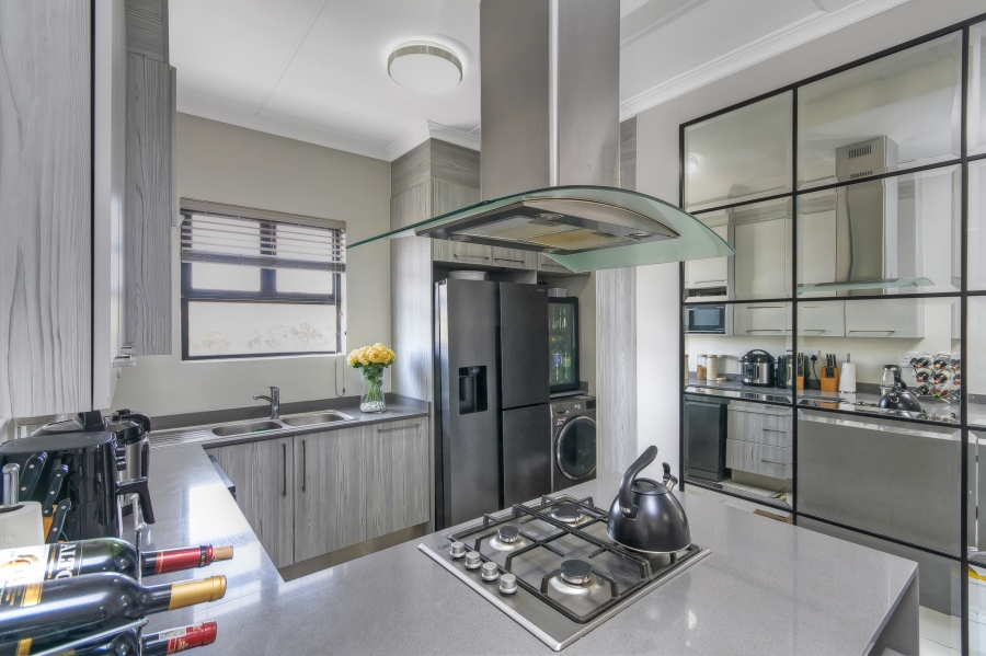 3 Bedroom Property for Sale in Carlswald Gauteng