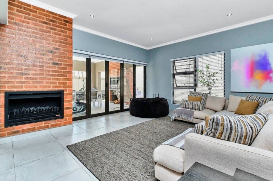 3 Bedroom Property for Sale in Bryanston East Gauteng