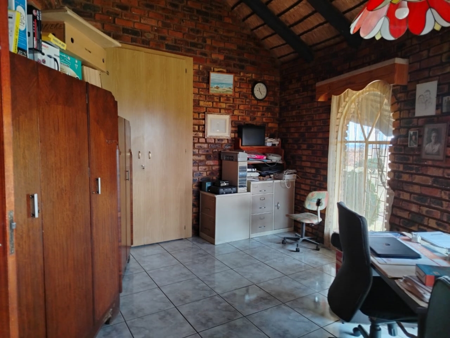 4 Bedroom Property for Sale in Welverdiend AH Gauteng