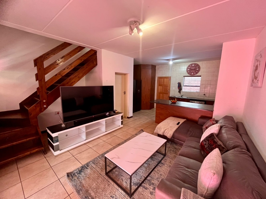 3 Bedroom Property for Sale in Sugar Bush Estate Gauteng