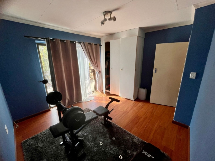 3 Bedroom Property for Sale in Sugar Bush Estate Gauteng