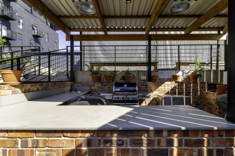 1 Bedroom Property for Sale in Sandton Central Gauteng