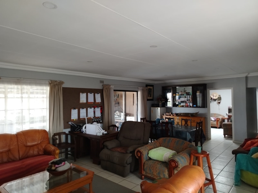 3 Bedroom Property for Sale in Zuurfontein Gauteng