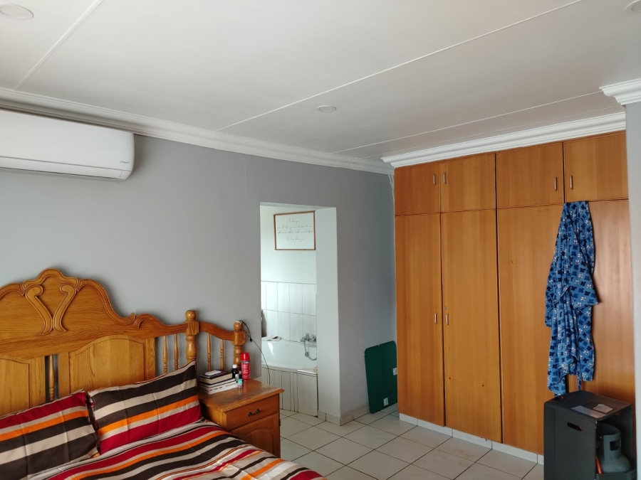 3 Bedroom Property for Sale in Zuurfontein Gauteng