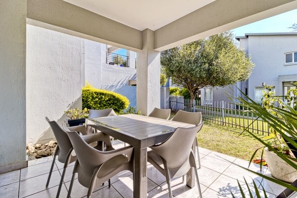 2 Bedroom Property for Sale in Broadacres Gauteng