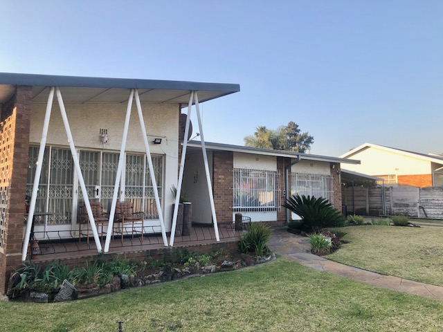 4 Bedroom Property for Sale in Florentia Gauteng