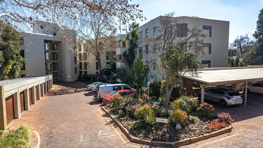 3 Bedroom Property for Sale in Sandhurst Gauteng