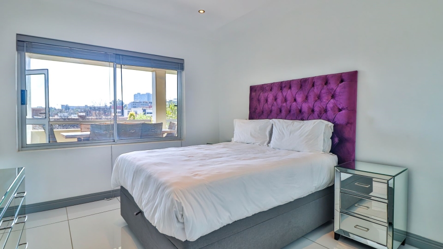 3 Bedroom Property for Sale in Sandhurst Gauteng