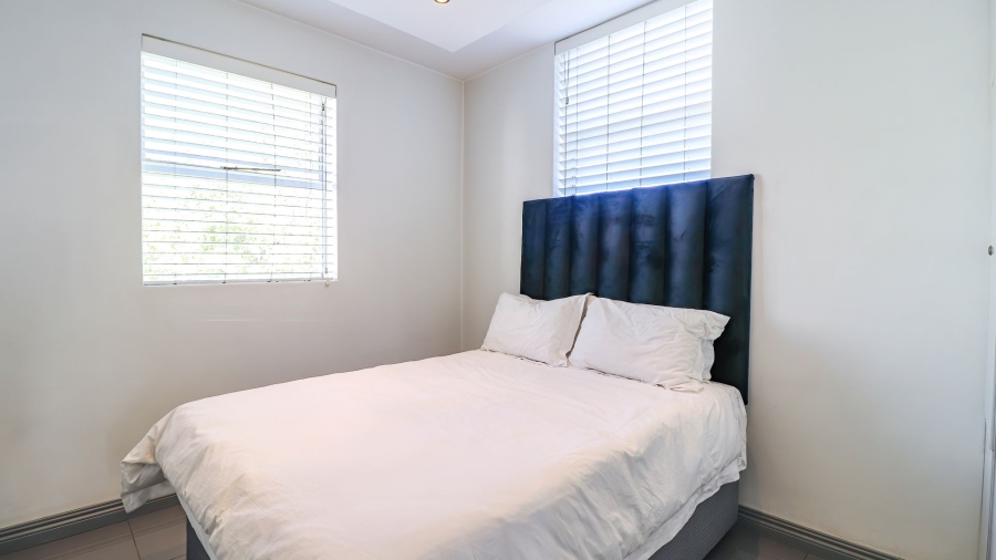 3 Bedroom Property for Sale in Sandhurst Gauteng