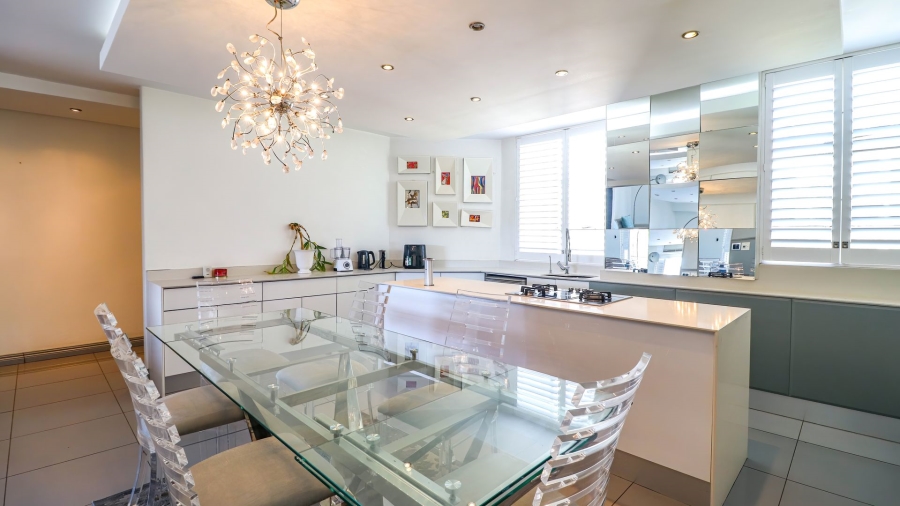 3 Bedroom Property for Sale in Sandhurst Gauteng