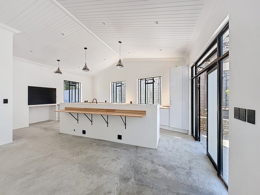 To Let 4 Bedroom Property for Rent in The Reeds Gauteng