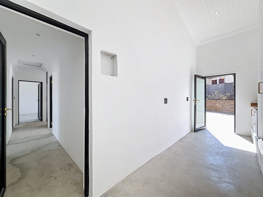 To Let 4 Bedroom Property for Rent in The Reeds Gauteng