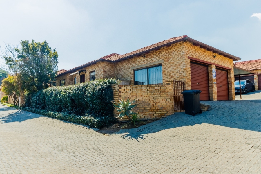 3 Bedroom Property for Sale in Witkoppen Gauteng