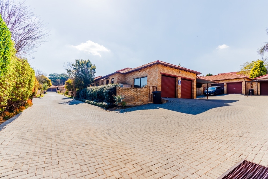 3 Bedroom Property for Sale in Witkoppen Gauteng