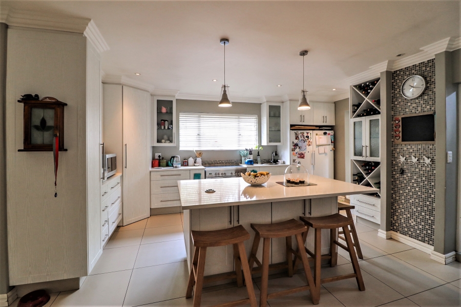 3 Bedroom Property for Sale in Johannesburg North Gauteng