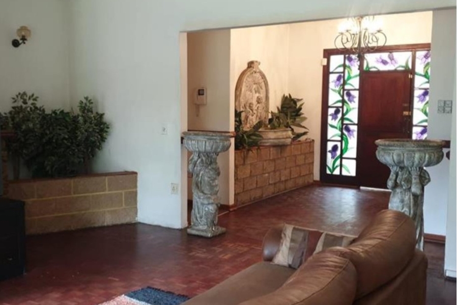 5 Bedroom Property for Sale in Meyerton Central Gauteng
