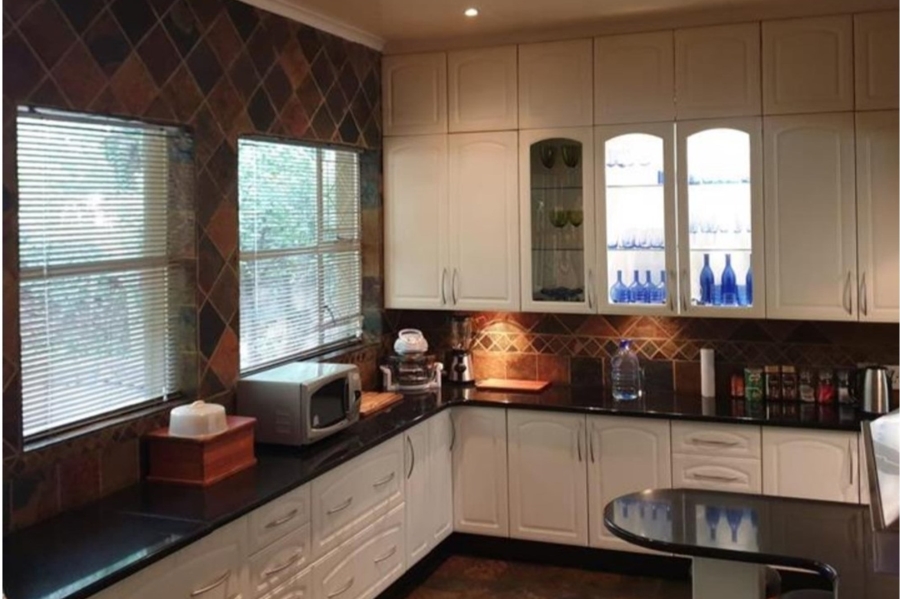 5 Bedroom Property for Sale in Meyerton Central Gauteng