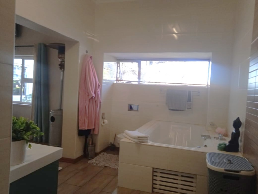 4 Bedroom Property for Sale in Primrose Hill Gauteng