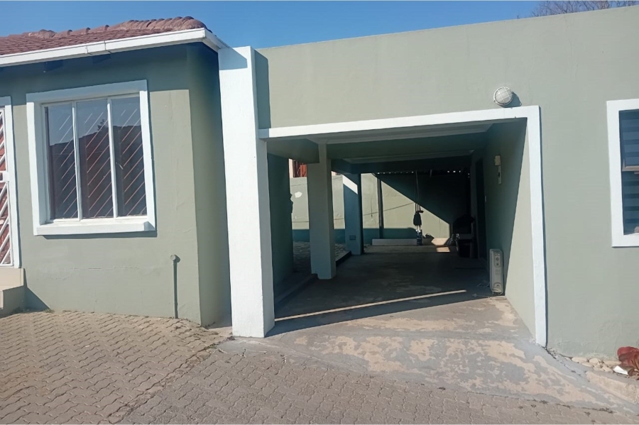 To Let 3 Bedroom Property for Rent in Cosmo City Gauteng