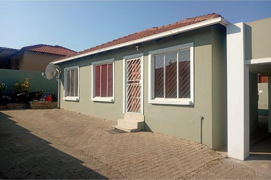 To Let 3 Bedroom Property for Rent in Cosmo City Gauteng
