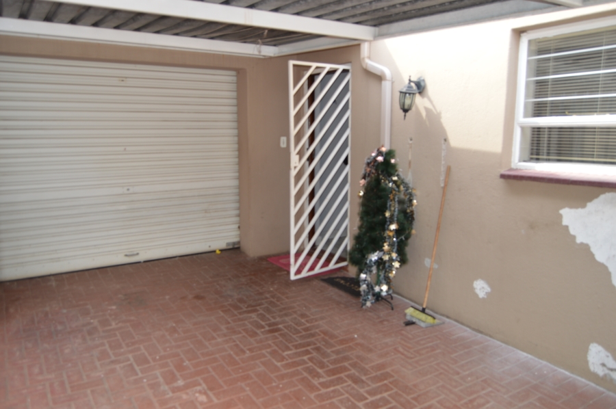 3 Bedroom Property for Sale in Noordheuwel Gauteng