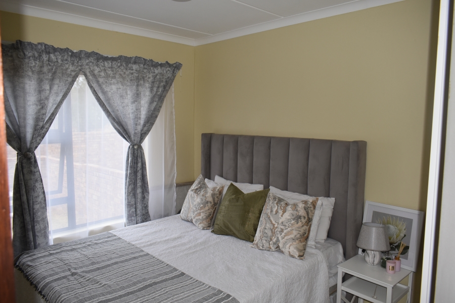 2 Bedroom Property for Sale in Chantelle Gauteng