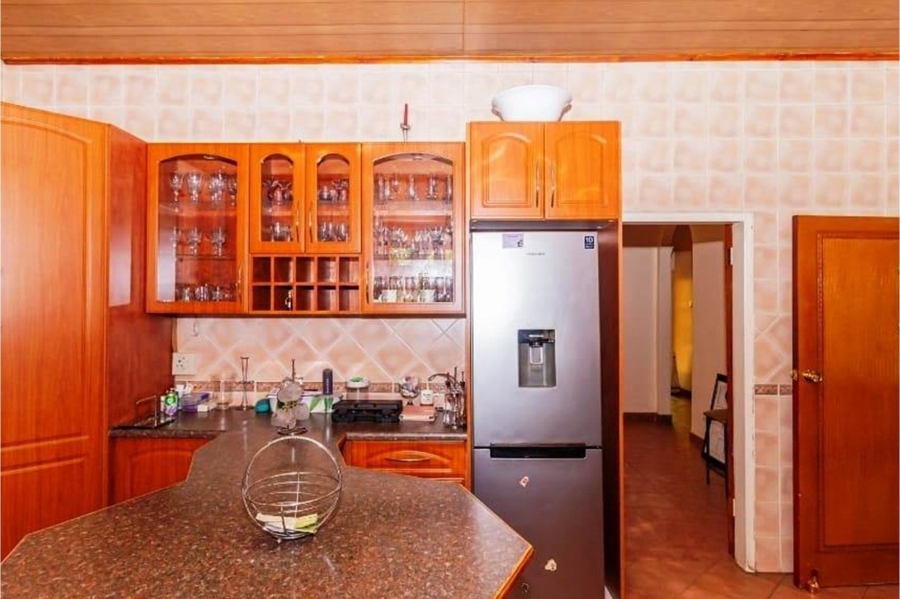 6 Bedroom Property for Sale in Kensington Gauteng