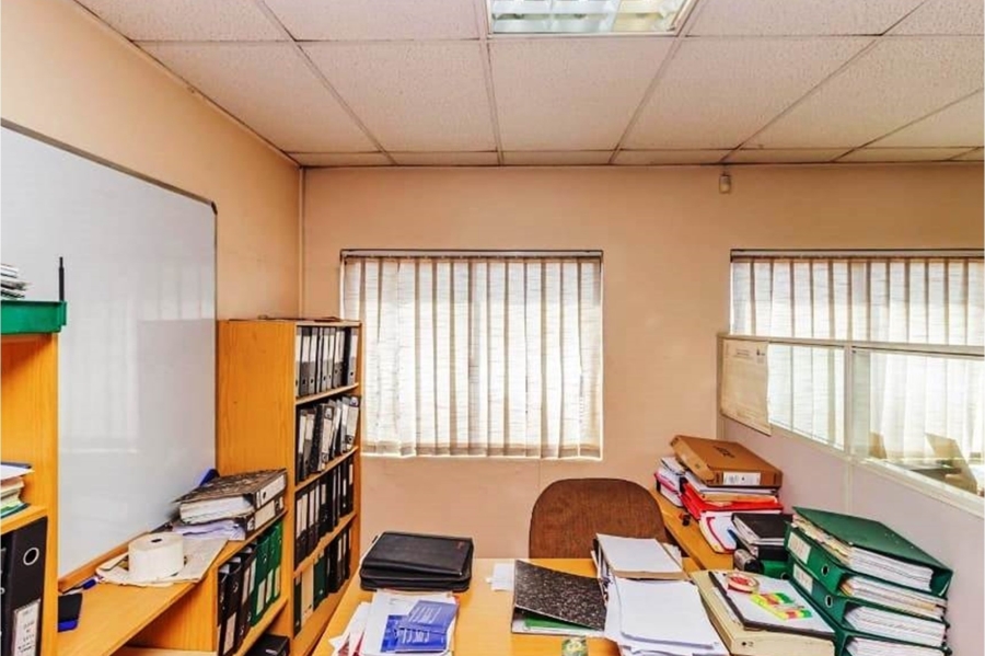 6 Bedroom Property for Sale in Kensington Gauteng