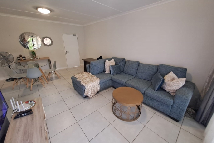 To Let 3 Bedroom Property for Rent in Zwartkoppies Gauteng