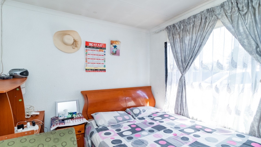 4 Bedroom Property for Sale in Crystal Park Gauteng