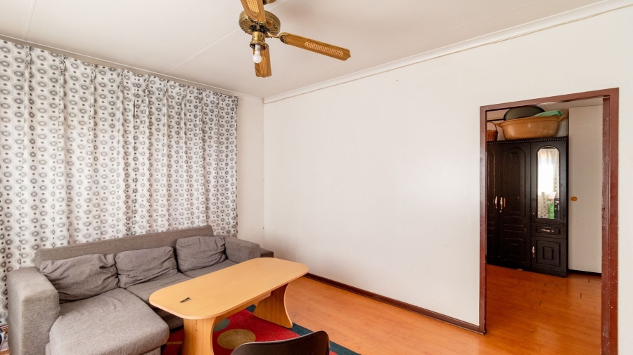 4 Bedroom Property for Sale in Crystal Park Gauteng
