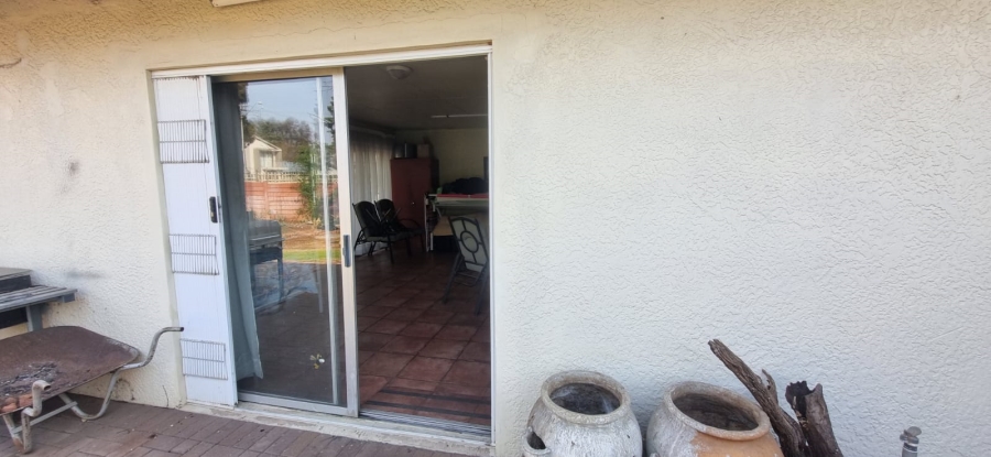 3 Bedroom Property for Sale in Kilner Park Gauteng