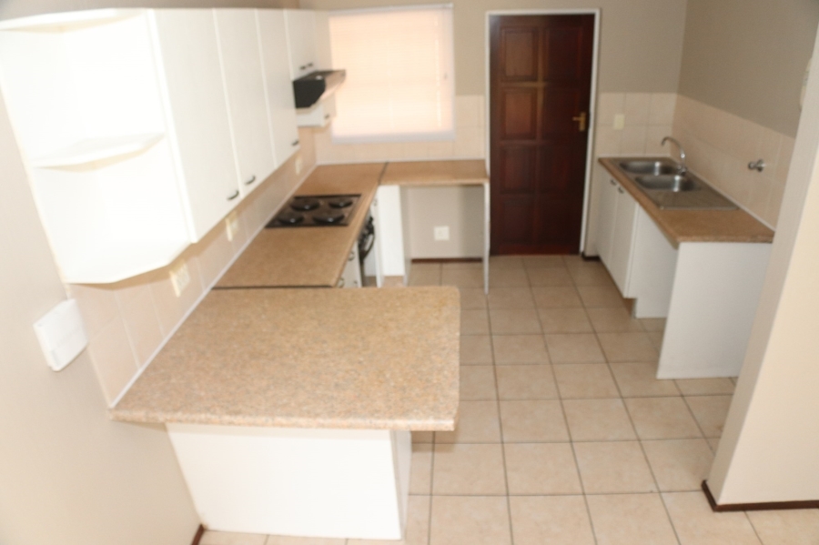2 Bedroom Property for Sale in Paulshof Gauteng