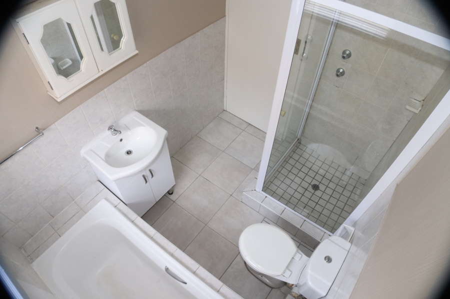 2 Bedroom Property for Sale in Paulshof Gauteng