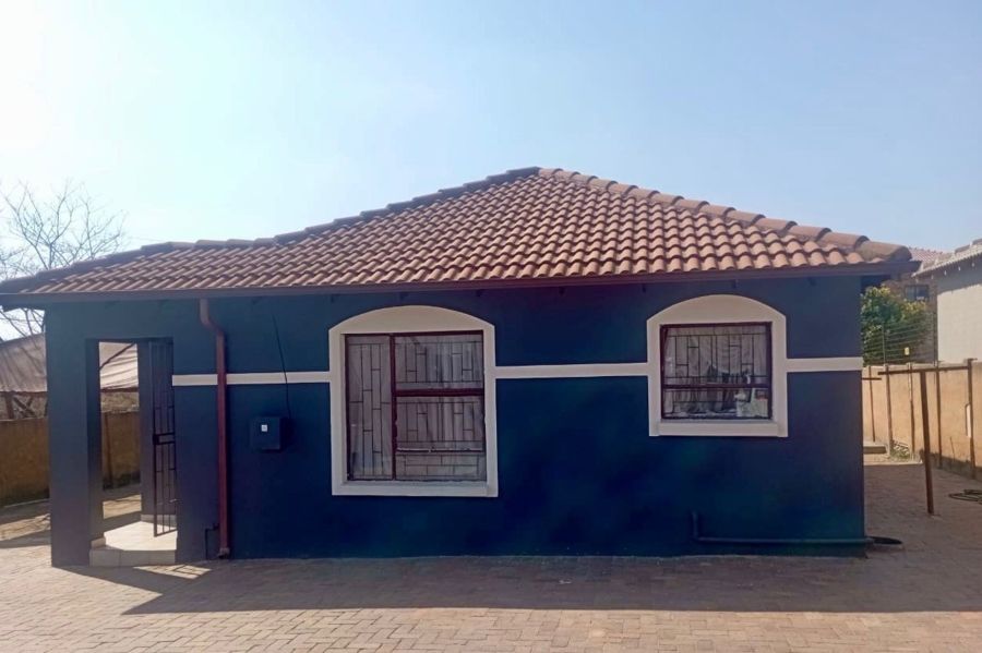 3 Bedroom Property for Sale in Roodepoort Gauteng