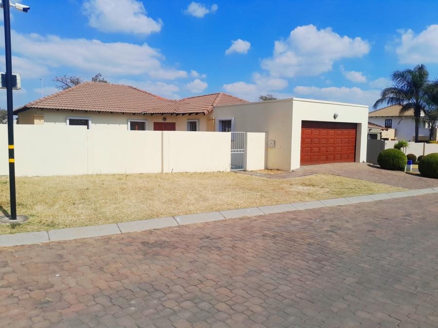 3 Bedroom Property for Sale in Kyalami Hills Gauteng