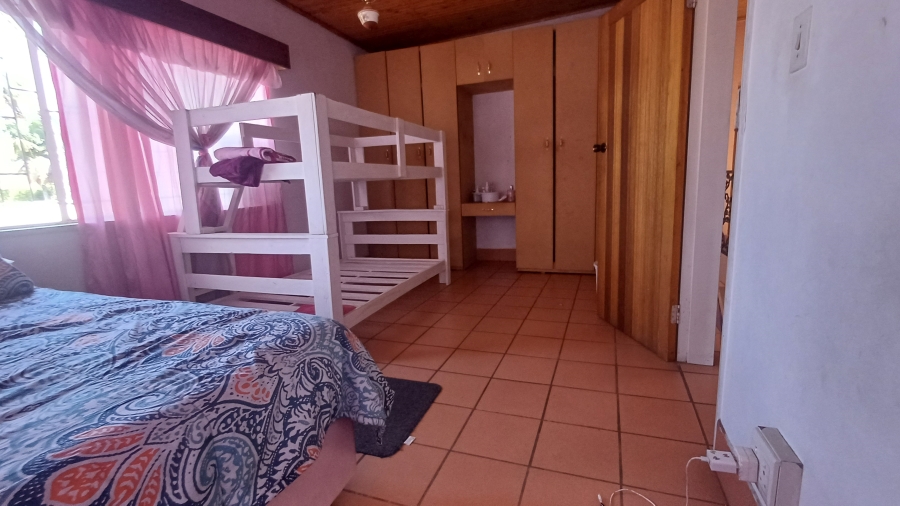 5 Bedroom Property for Sale in Dorandia Gauteng