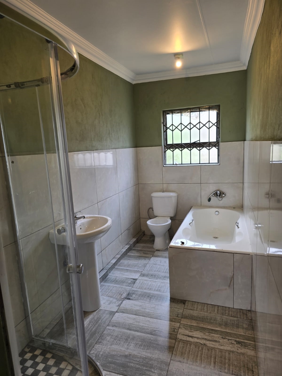 3 Bedroom Property for Sale in Vanderbijlpark CE 4 Gauteng