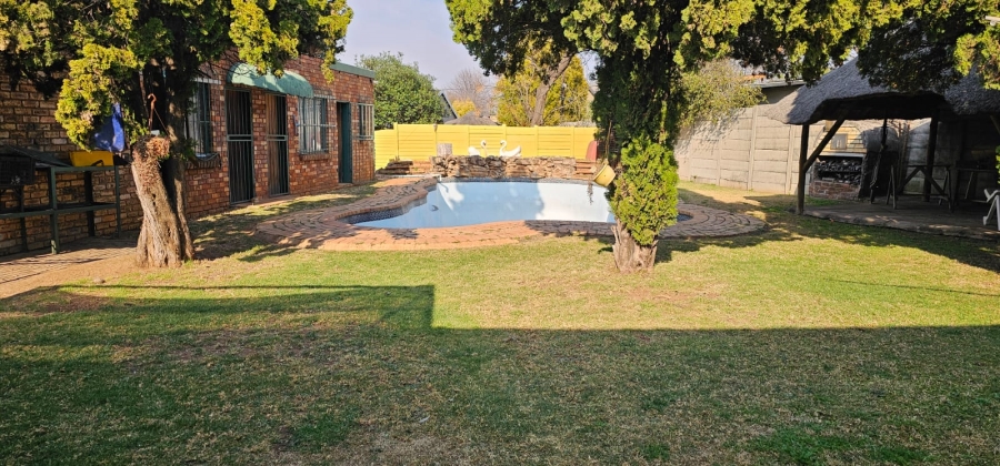 4 Bedroom Property for Sale in Dalview Gauteng