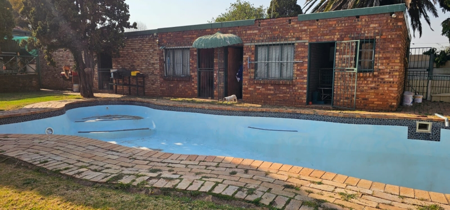 4 Bedroom Property for Sale in Dalview Gauteng