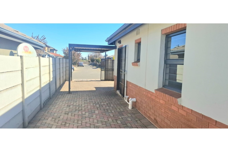 To Let 3 Bedroom Property for Rent in Leopard