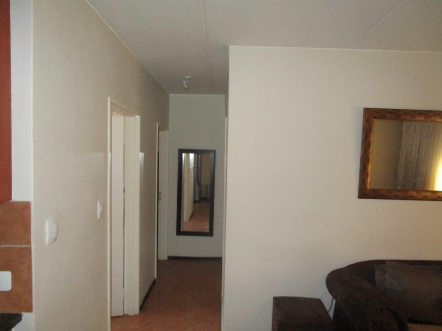 2 Bedroom Property for Sale in Albertsdal Gauteng